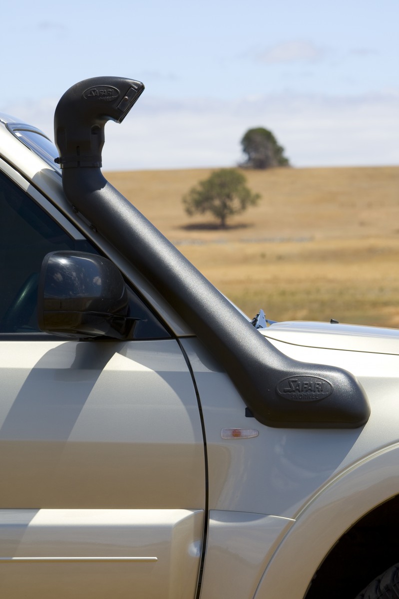 Snorkel SAFARI – Mitsubishi Pajero (1990-1997)